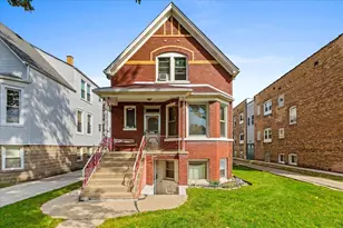 4912 W Cornelia Ave, Chicago, IL 60641 - Photo 1