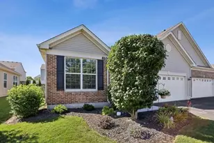 8104 Arlington Ln, Joliet, IL 60431 - Photo 1