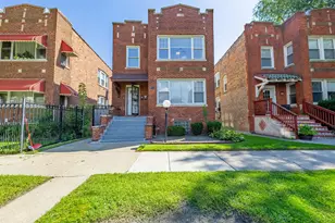 7631 S Cornell Ave, Chicago, IL 60649 - Photo 1