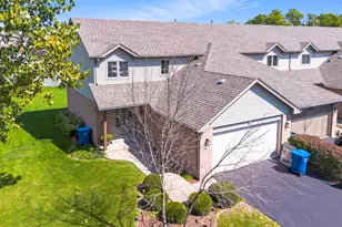 24556 S Independence Blvd, Crete, IL 60417 - Photo 1