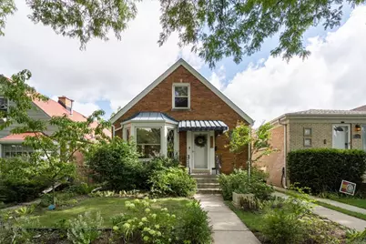 6752 W Rascher Avenue, Chicago, IL 60656 - Photo 1