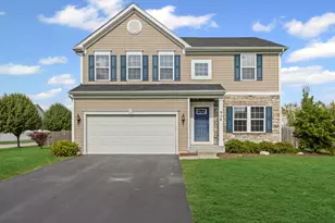 954 Sunburst Ln, Gilberts, IL 60136 - Photo 1