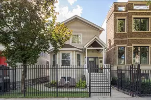 3002 N Hoyne Ave, Chicago, IL 60618 - Photo 1