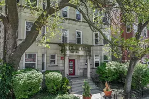 6233 S Woodlawn Ave, Chicago, IL 60637 - Photo 1