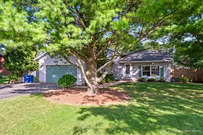 640 Coster Court, Hinckley, IL 60520 - Photo 1