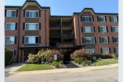 1106 S New Wilke Road #404, Arlington Heights, IL 60005 - Photo 1