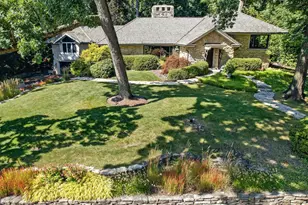 820 N Washington St, Hinsdale, IL 60521 - Photo 1