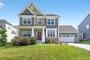 3591 Doral Dr, Elgin, IL 60124 - Photo 1