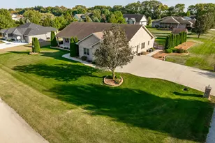 2089 Sunset View Ln, Kankakee, IL 60901 - Photo 1