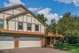 1745 Ennis Ln, Wheaton, IL 60189 - Photo 1