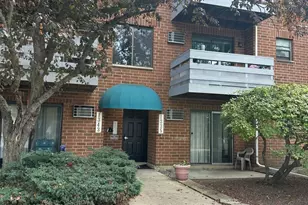 1335 N Winslowe Dr, Palatine, IL 60074 - Photo 1