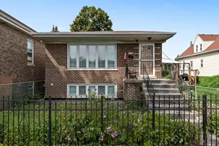 5310 S Kilpatrick Ave, Chicago, IL 60632 - Photo 1