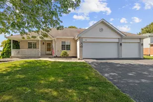 709 Young Dr, New Lenox, IL 60451 - Photo 1