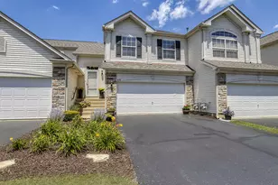 1632 Fieldstone Dr S, Shorewood, IL 60404 - Photo 1