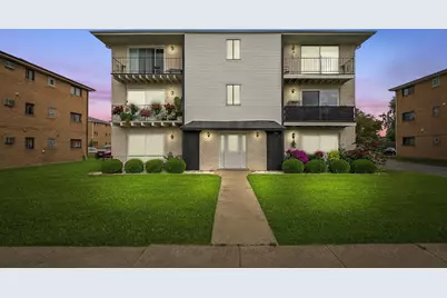 7306 W 86th Street #2B, Bridgeview, IL 60455 - Photo 1