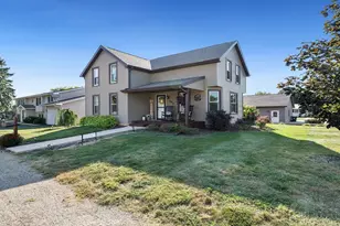 303 S Prairie Ave, Polo, IL 61064 - Photo 1