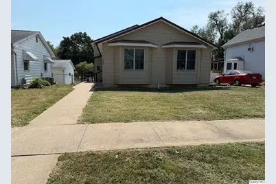1628 Spruce, Quincy, IL 62301 - Photo 1