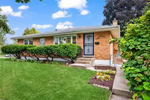 805 North Ave, Des Plaines, IL 60016 - Photo 1