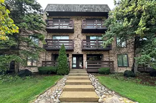 1815 Oakton St, Park Ridge, IL 60068 - Photo 1