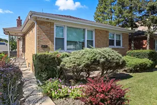 8728 Trumbull Ave, Skokie, IL 60076 - Photo 1