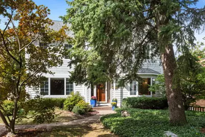 918 N Cross Street, Wheaton, IL 60187 - Photo 1