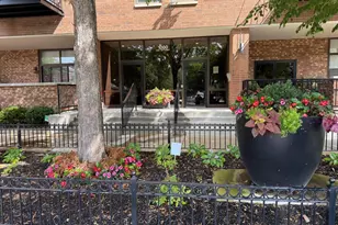1000 E 53rd St, Chicago, IL 60615 - Photo 1