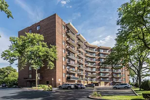 711 S River Rd, Des Plaines, IL 60016 - Photo 1