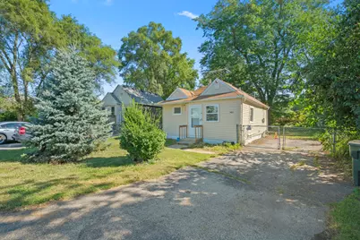 1423 Melrose Avenue, Round Lake Beach, IL 60073 - Photo 1