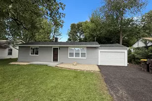 7819 Shore Dr, Machesney Park, IL 61115 - Photo 1