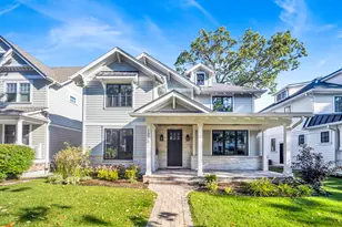 1320 Maple Ave, Wilmette, IL 60091 - Photo 1