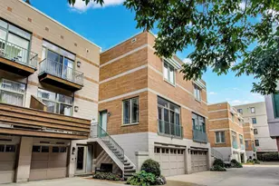 1401 N Wieland St, Chicago, IL 60610 - Photo 1