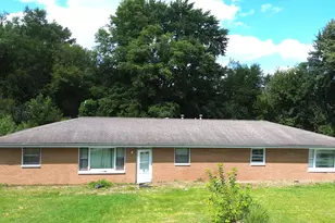 1703 Pinewood Ln, Joliet, IL 60433 - Photo 1