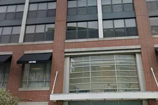 807 Davis St, Evanston, IL 60201 - Photo 1