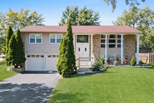 601 Derbyshire Ln, Bolingbrook, IL 60440 - Photo 1