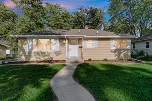 460 Marian Ave, Bradley, IL 60915 - Photo 1