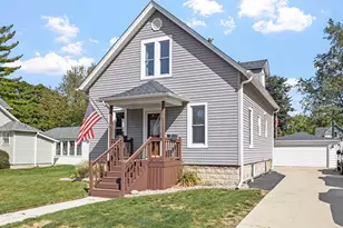 205 E South St, Peotone, IL 60468 - Photo 1