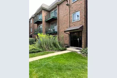 1029 Buccaneer Drive #6, Schaumburg, IL 60173 - Photo 1