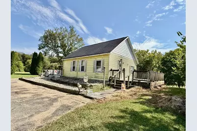 303 S Townline Road, Seatonville, IL 61359 - Photo 1