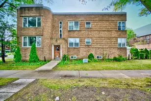 2535 W Glenlake Ave, Chicago, IL 60659 - Photo 1