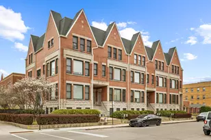 1151 E 45th St, Chicago, IL 60653 - Photo 1