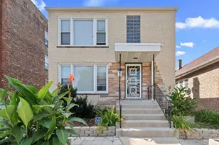 8556 S Yates Blvd, Chicago, IL 60617 - Photo 1