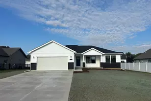 328 Rachel Way, Utica, IL 61373 - Photo 1