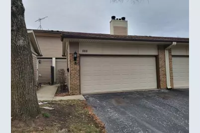888 Swan Boulevard, Deerfield, IL 60015 - Photo 1