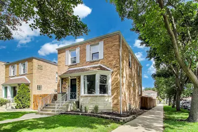 2700 W Balmoral Avenue, Chicago, IL 60625 - Photo 1