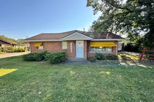 9417 S 77th Ave, Hickory Hills, IL 60457 - Photo 1