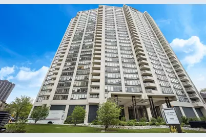 3930 N Pine Grove Avenue #2205, Chicago, IL 60613 - Photo 1