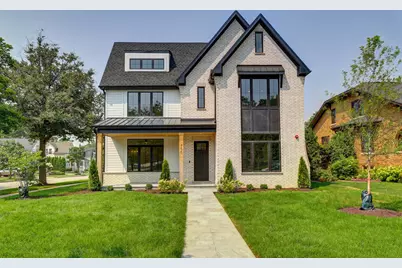 300 Meacham Avenue, Park Ridge, IL 60068 - Photo 1