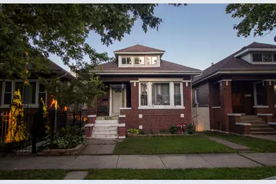 6011 S Albany Avenue, Chicago, IL 60629 - Photo 1