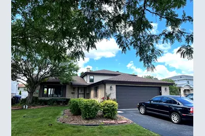 12024 S Van Beveren Drive, Alsip, IL 60803 - Photo 1