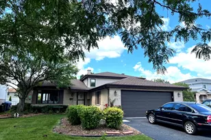 12024 S Van Beveren Dr, Alsip, IL 60803 - Photo 1